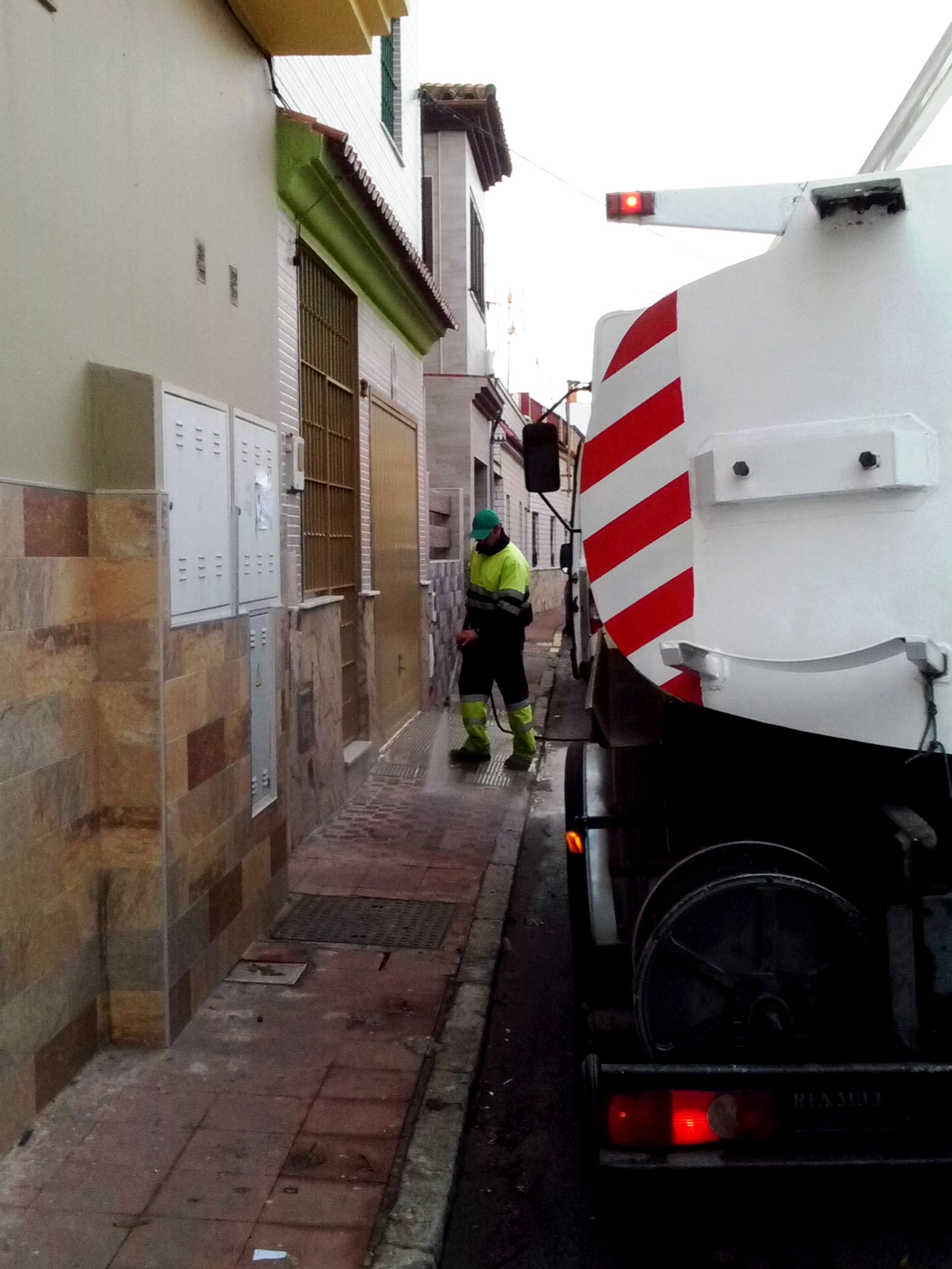 Limpieza calle Gabriel Miró