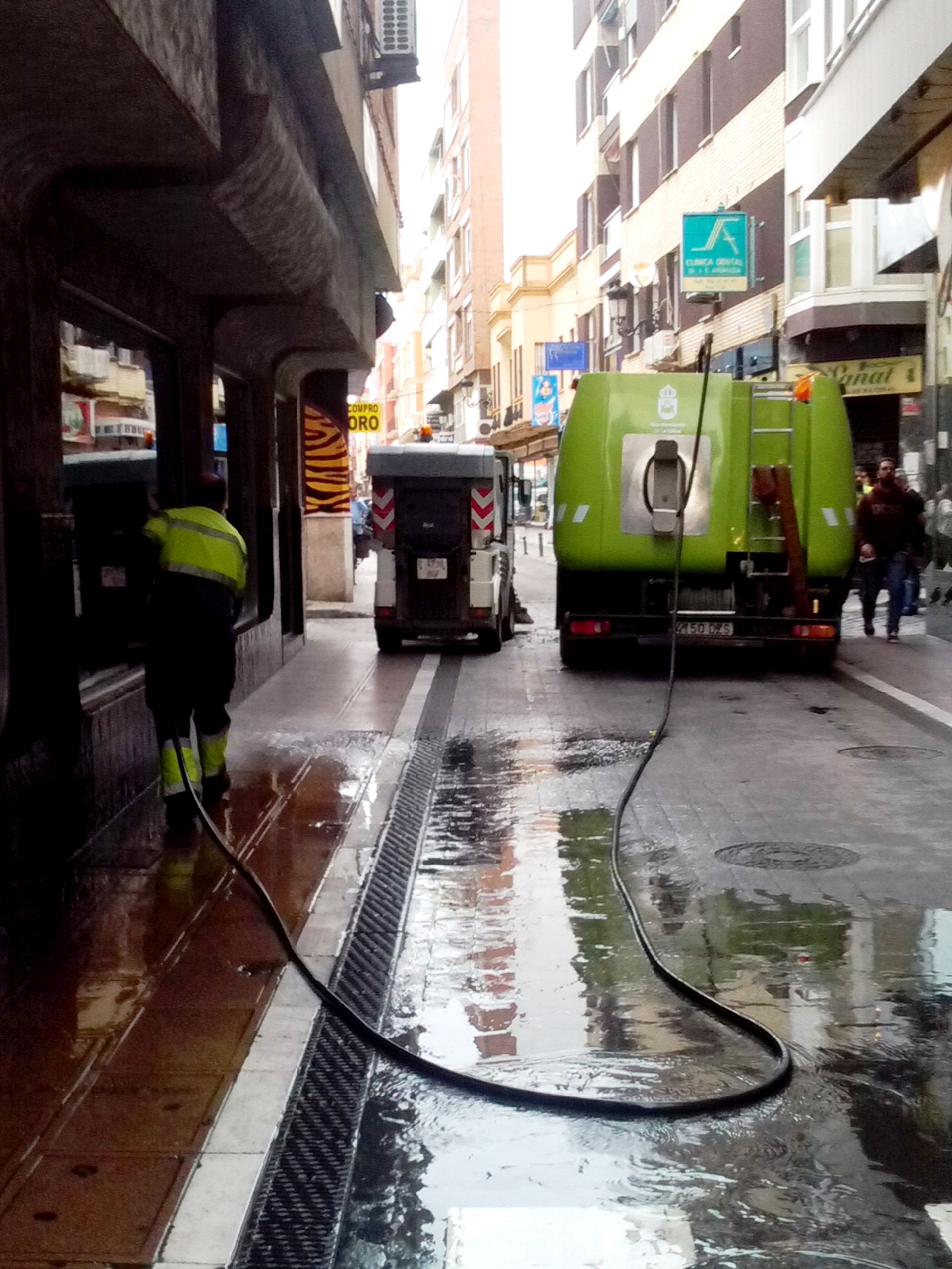 Limpieza calle San Pablo 1