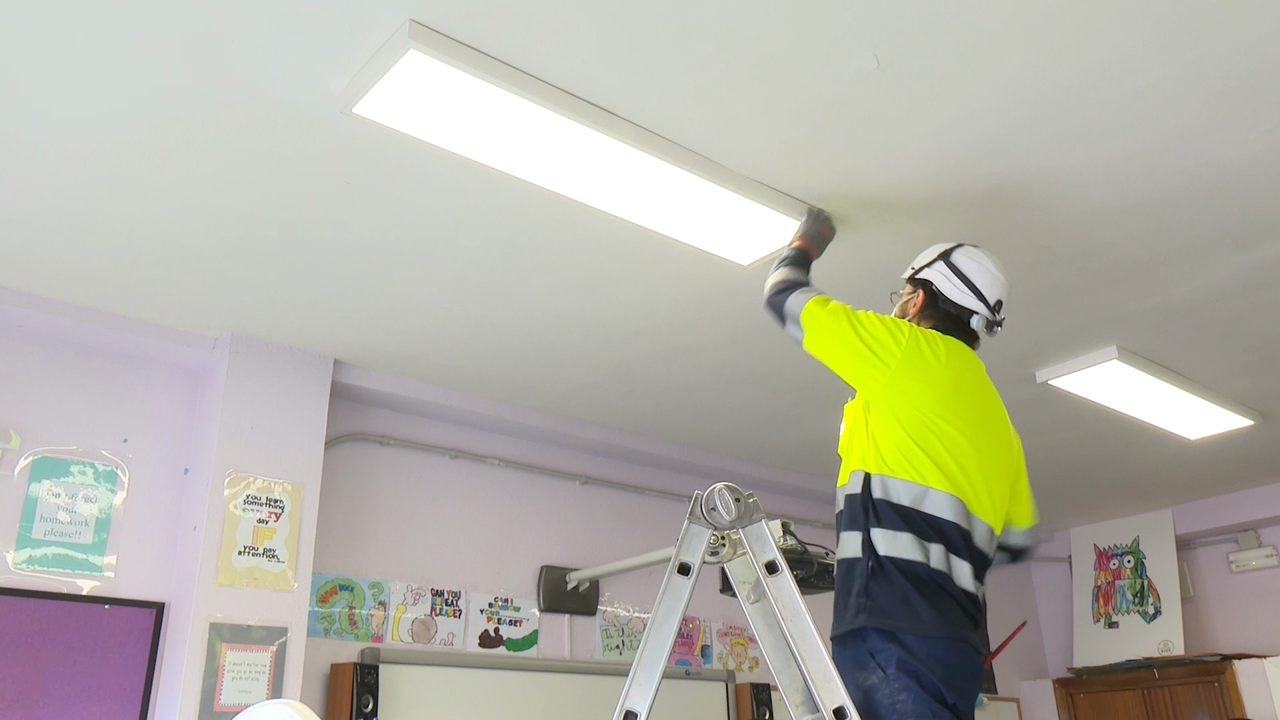 CAMBIO DE LUMINARIAS EN COLEGIOS