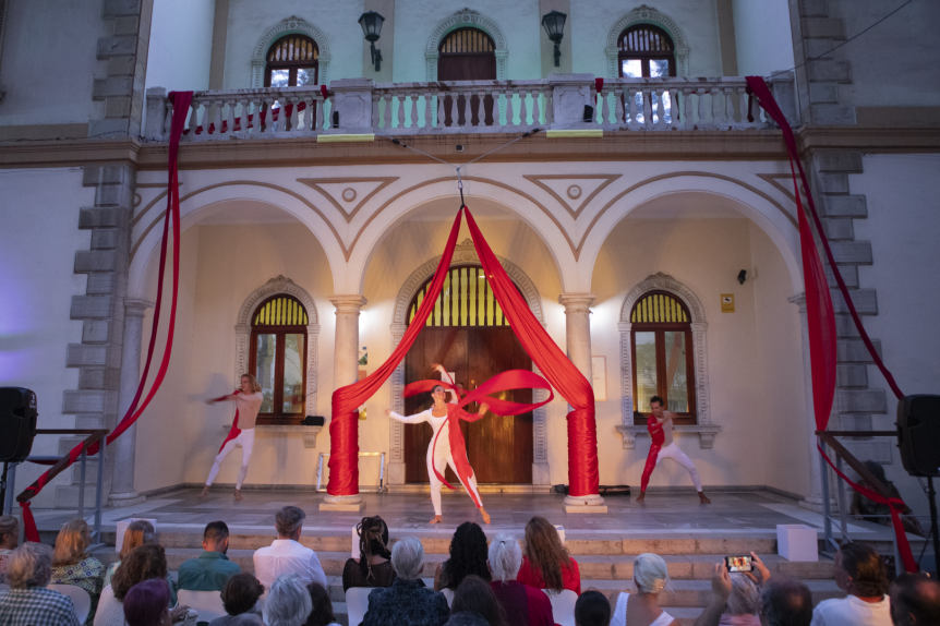 Performance Cruz Herrera