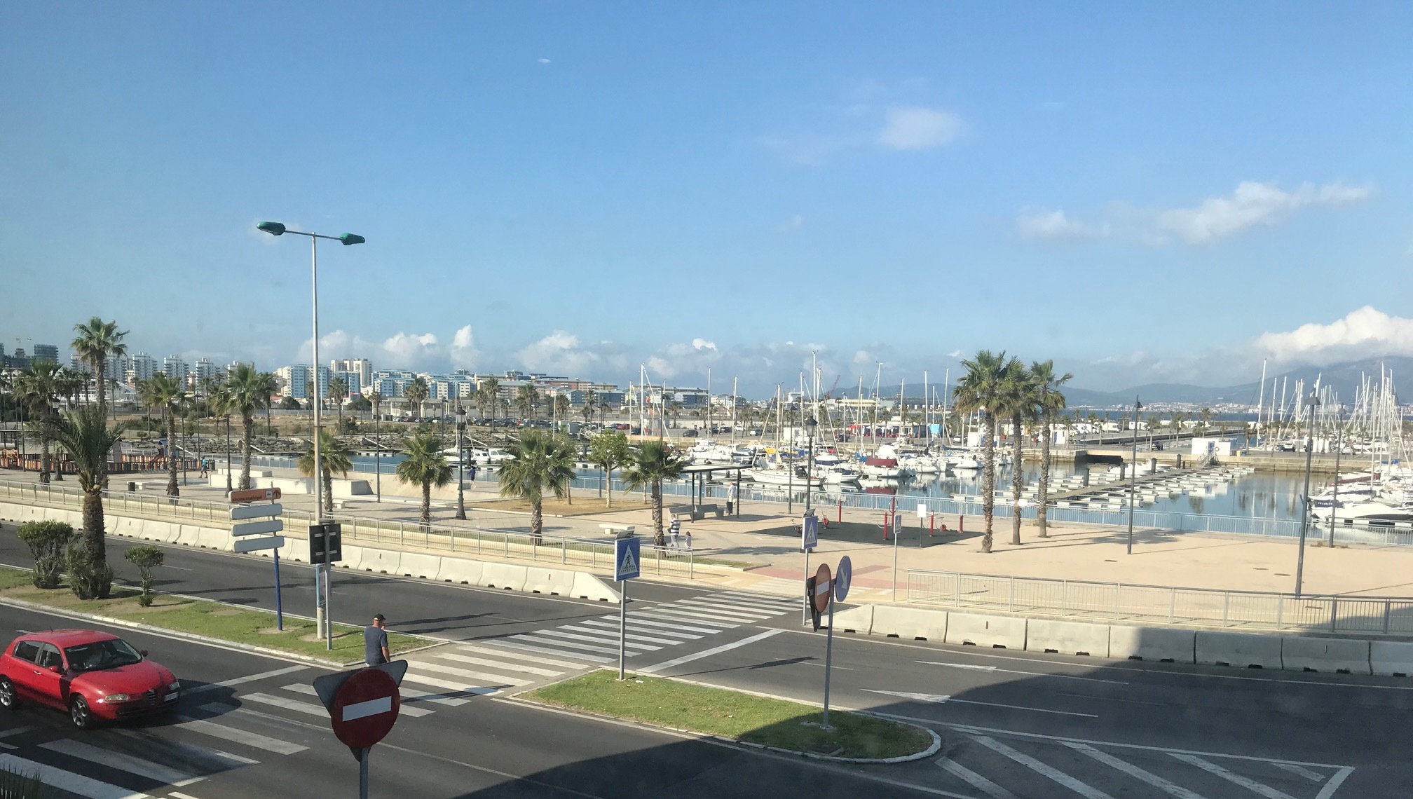 Poniente y Puerto Deportivo