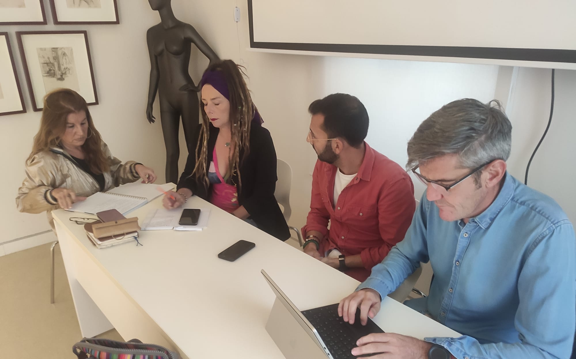 REUNION AREA PROMOCION SOCIOCULTURAL