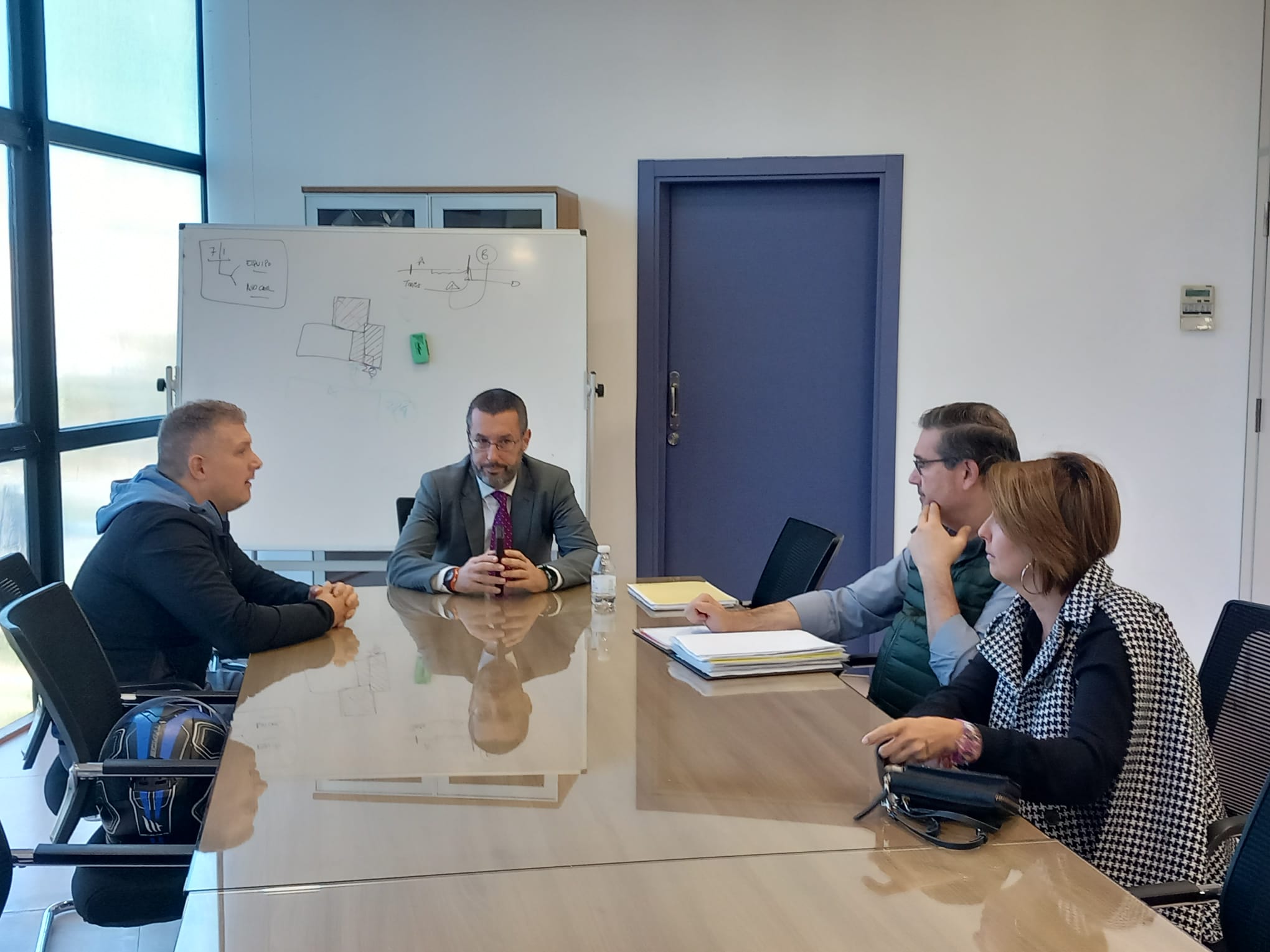 REUNION VIGILANTES RESIDENCIA TIEMPO LIBRE