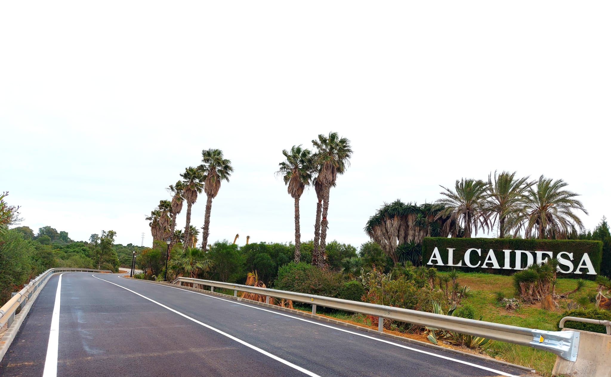 Vial acceso urbanizacion Alcaidesa