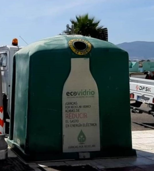 Contenedor verde vidrio