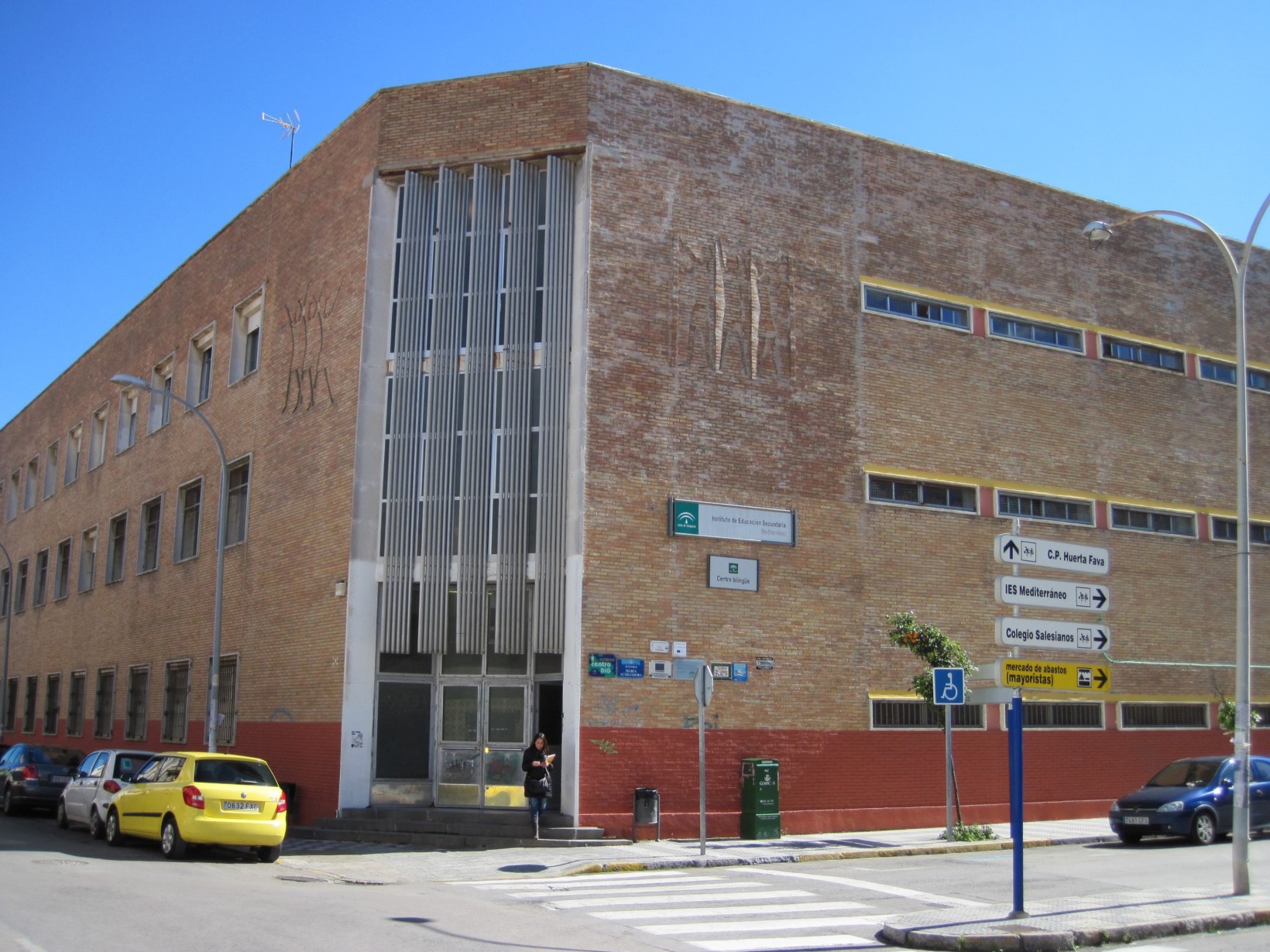 Instituto de Educacion Mediterraneo 3