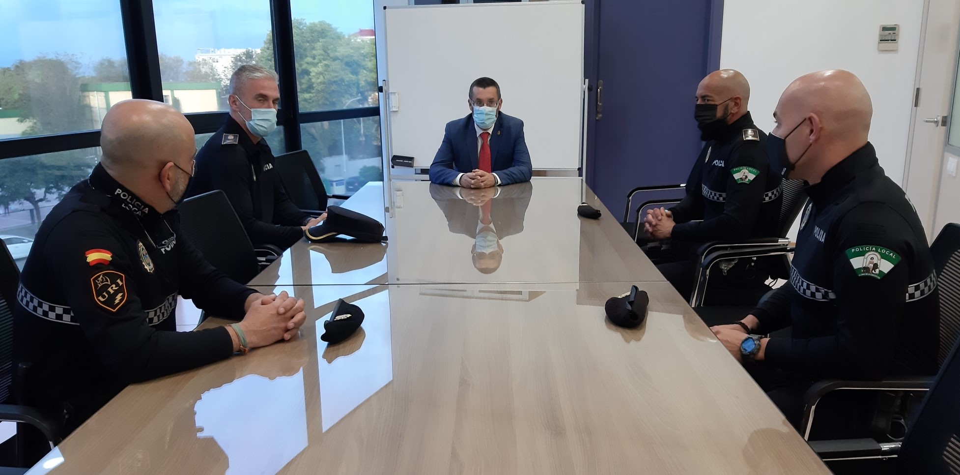 Policias locales reanimacion niño