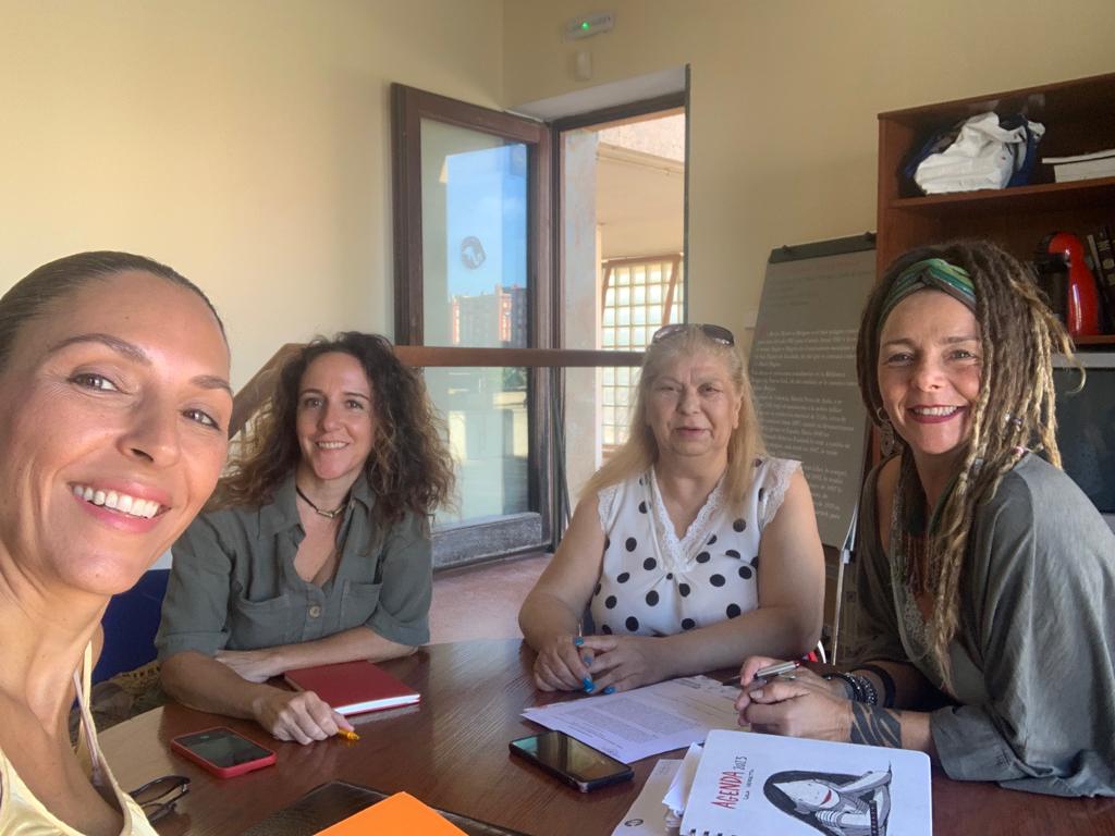 REUNION RAQUEL CON NAKERA ROMI